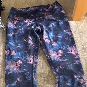 Lulu lemon Blue and Pink Patterned Leggings